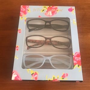 Betsey Johnson Readers 2.50 Reading Glasses  Print